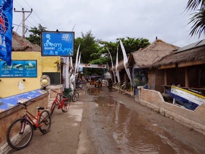 Regnvejrsdag i “Bounty land” (Gili Islands)